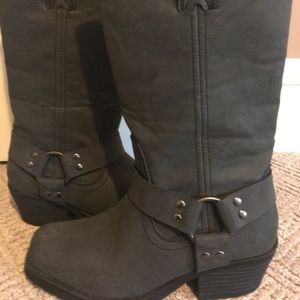 Motorcycle boots from forever 21